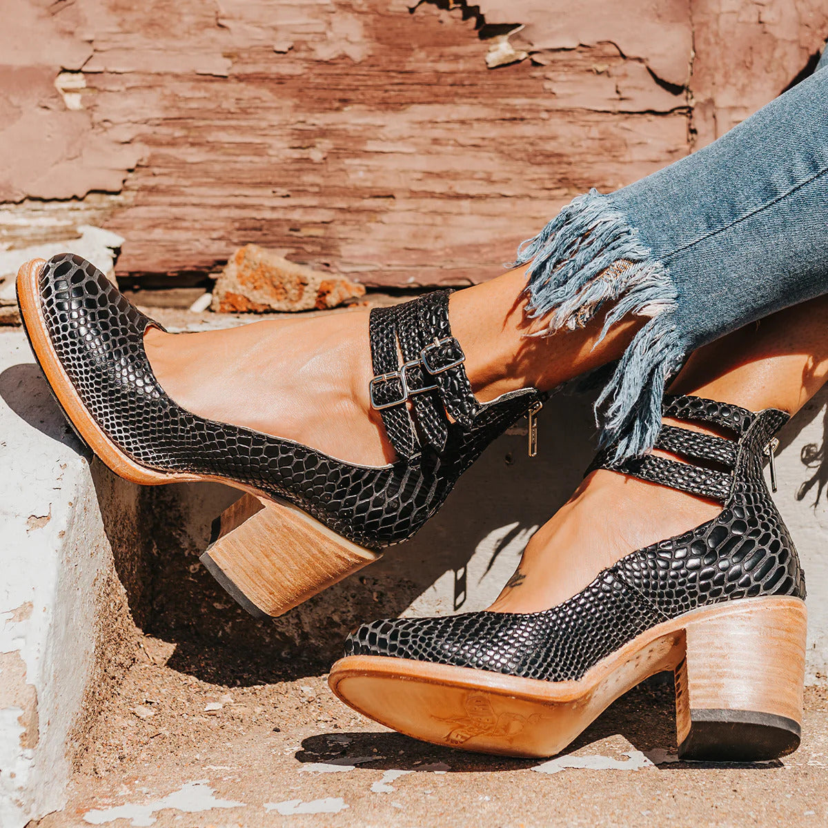 VALORA LEATHER COMFORT HEELS