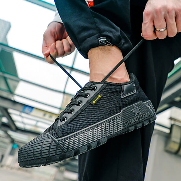 VAREXO LOW-TOP SNEAKERS
