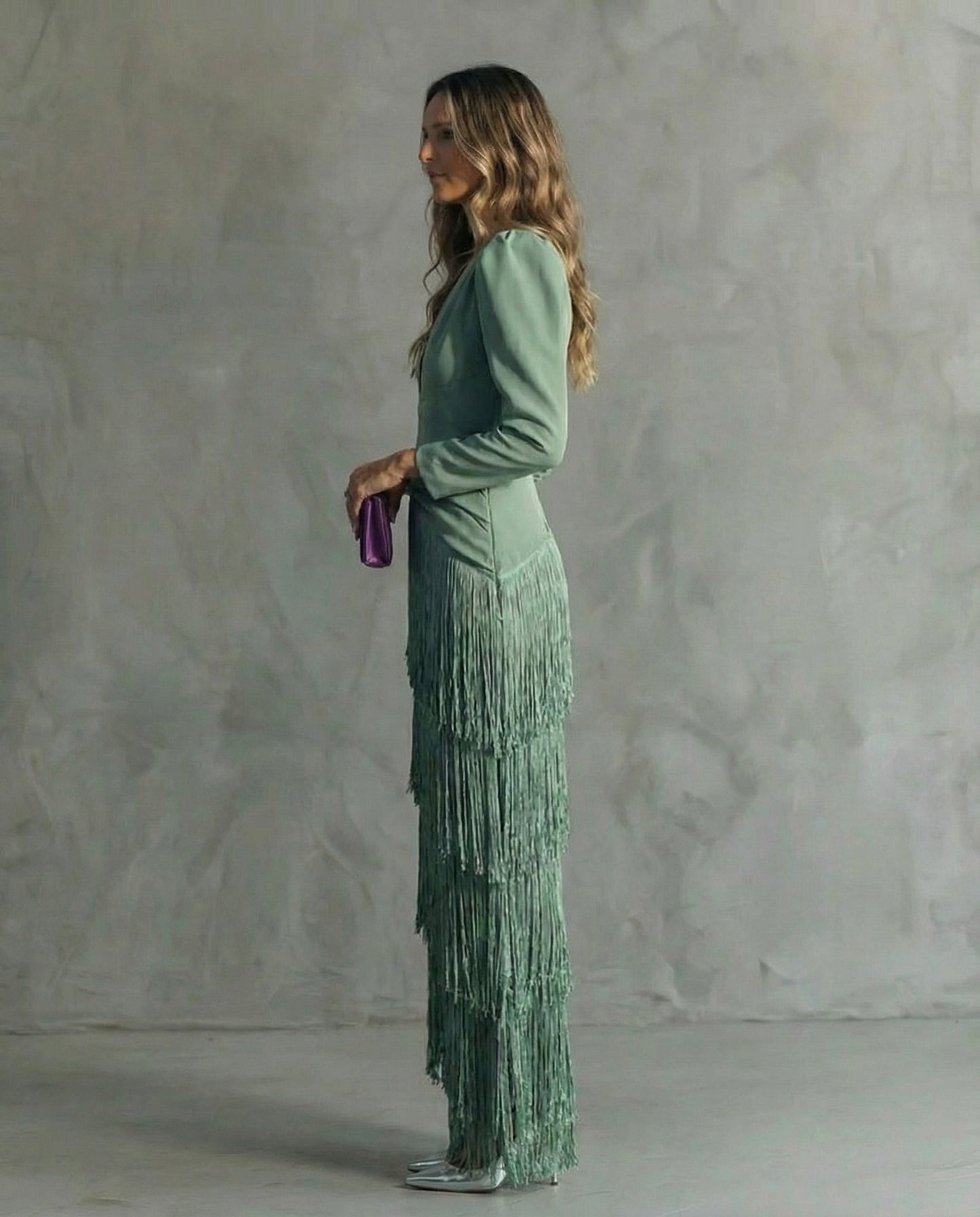 FRANGEA – ELEGANT FRINGE SLEEVE MIDI DRESS
